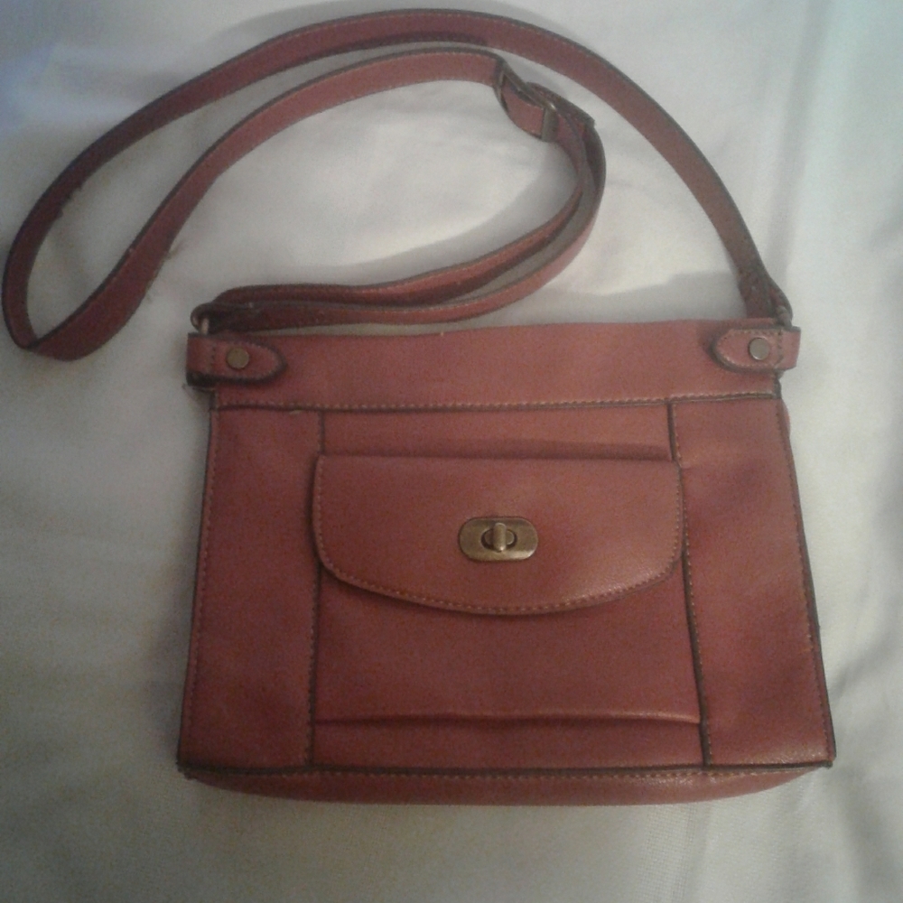 Denver Hayes crossbody